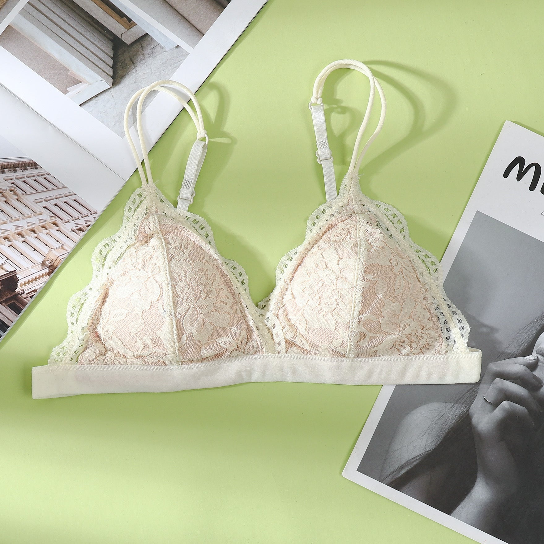 Koronkowa braletka bez fiszbin na co dzień Roelfine