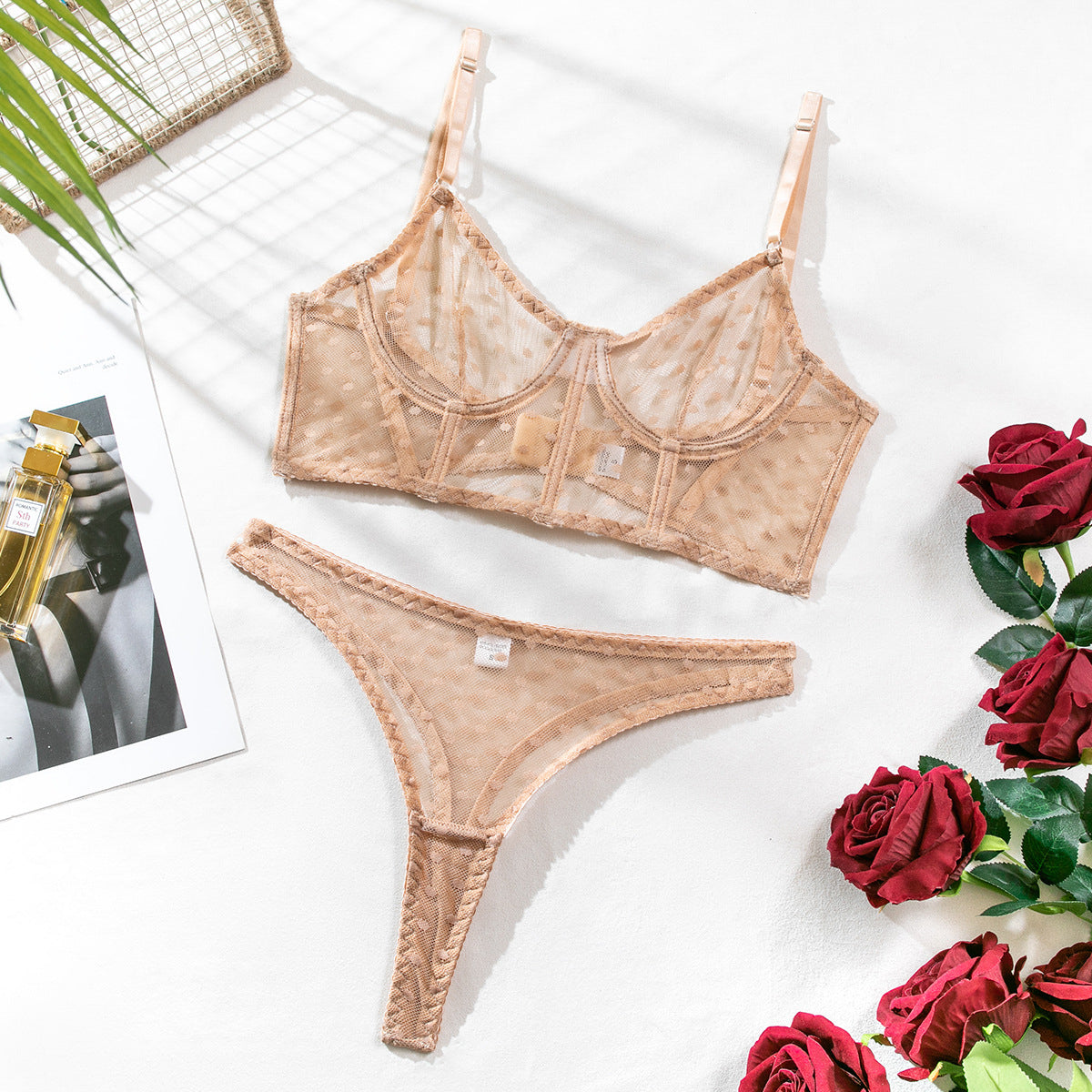 Komplet bielizny z topem na ramiączkach z delikatnym wzorem Angie