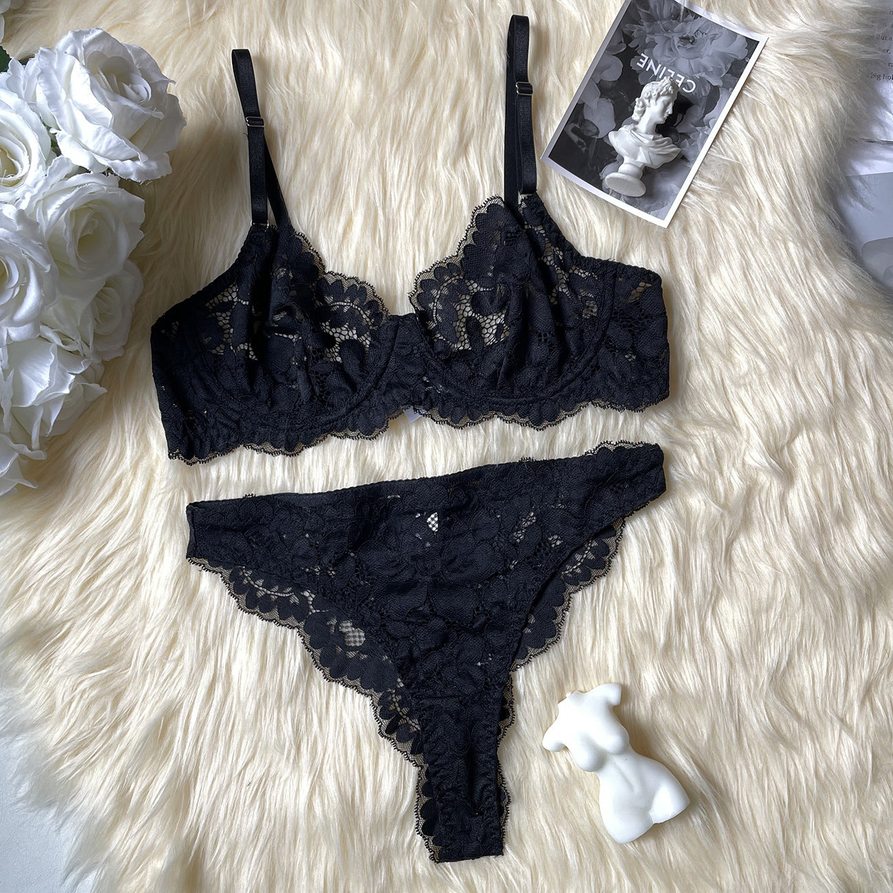 Komplet bielizny koronkowej z regulowanymi ramiączkami Dorota