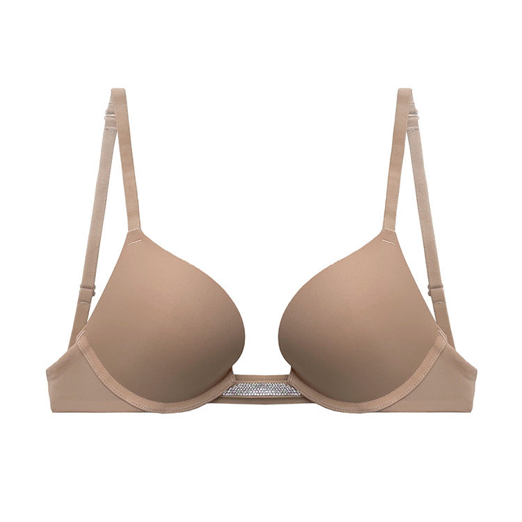 Biustonosz push-up modelujący z elastycznego materiału na co dzień i wyjątkowe okazje Nives