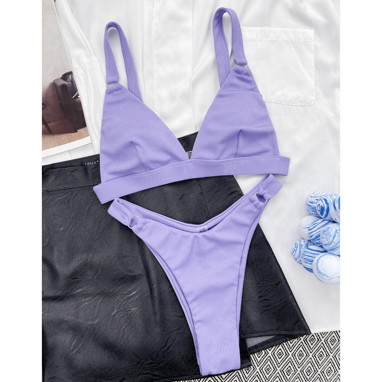 Strój kąpielowy z kółeczkami i regulowanymi ramiączkami na plażę i basen Shouko