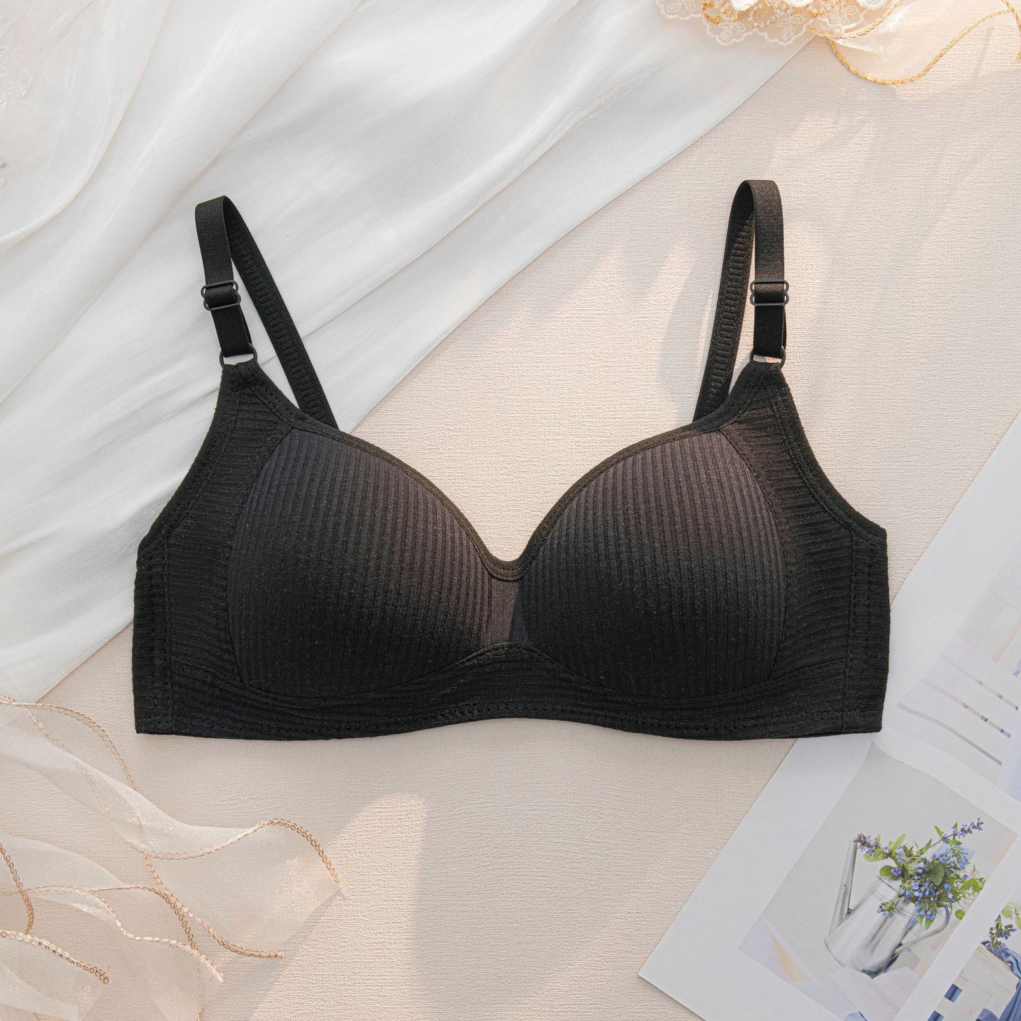 Biustonosz bezszwowy bez fiszbin codzienny elegancki Sibylle