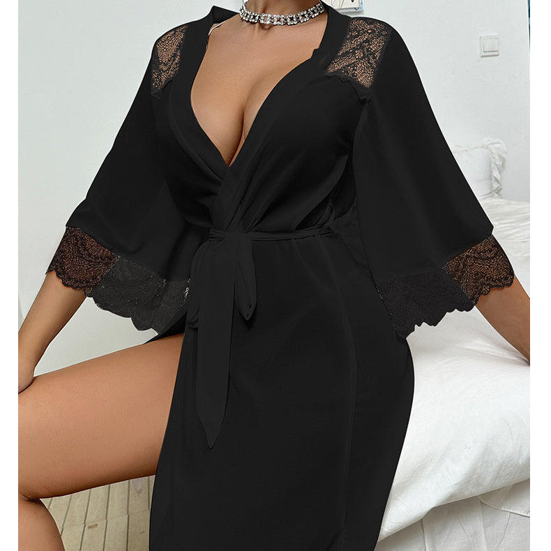 Szlafrok z koronkowym wykończeniem rękawów na wieczory w domu Selvedina