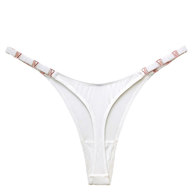 Stringi z ozdobną gumką na specjalne okazje Delcie