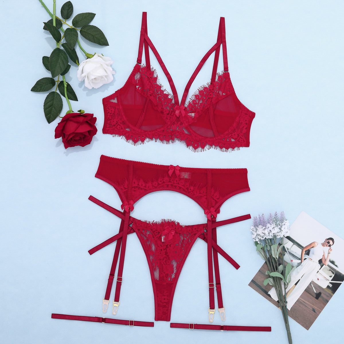 Koronkowy zestaw bielizny z pasem do pończoch na romantyczne okazje Elie