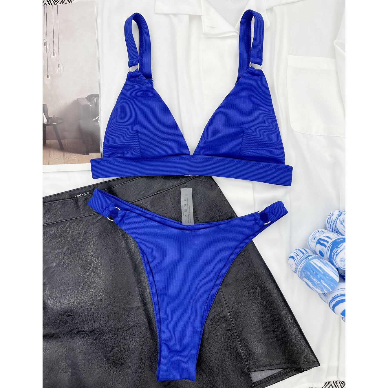 Strój kąpielowy z kółeczkami i regulowanymi ramiączkami na plażę i basen Shouko