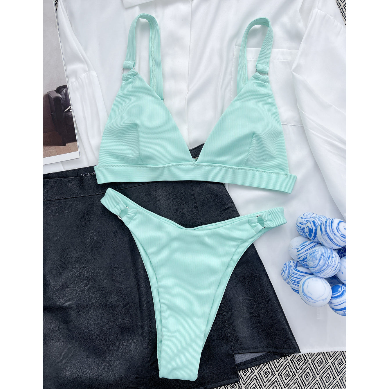 Strój kąpielowy z kółeczkami i regulowanymi ramiączkami na plażę i basen Shouko