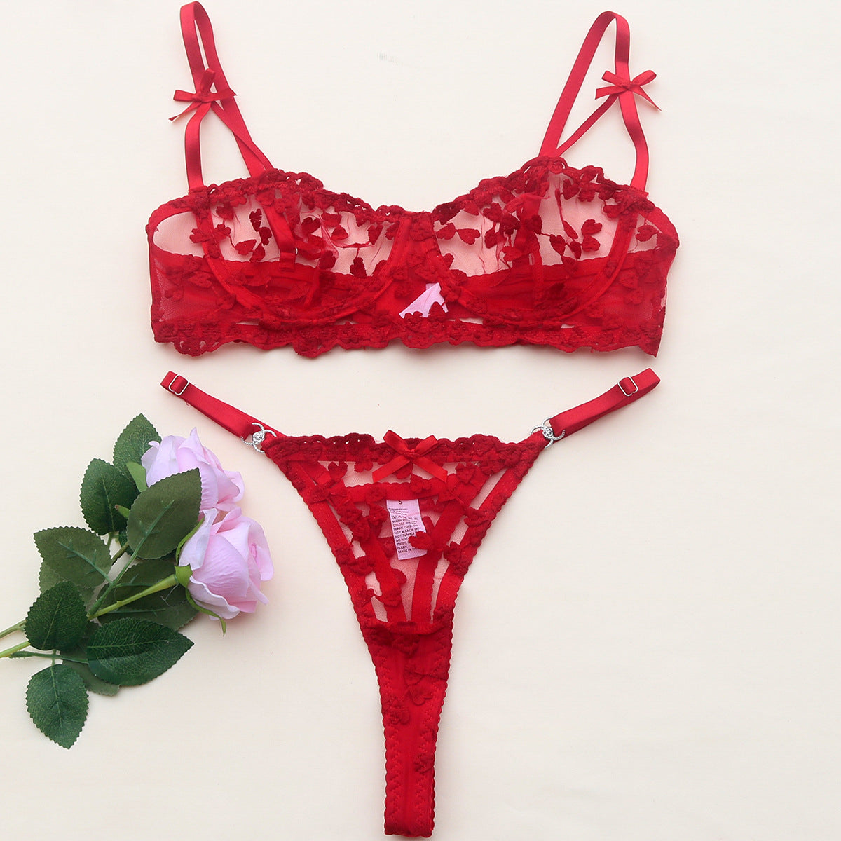 Komplet bielizny z haftem w serca Deniece