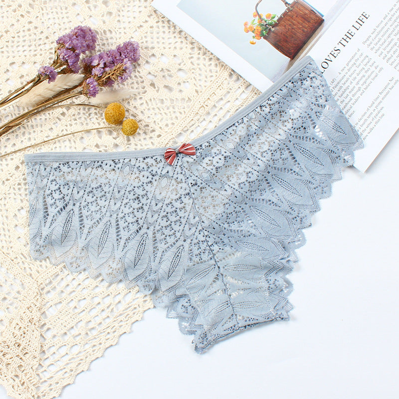 Koronkowe figi z wycięciami na romantyczny wieczór Emyle