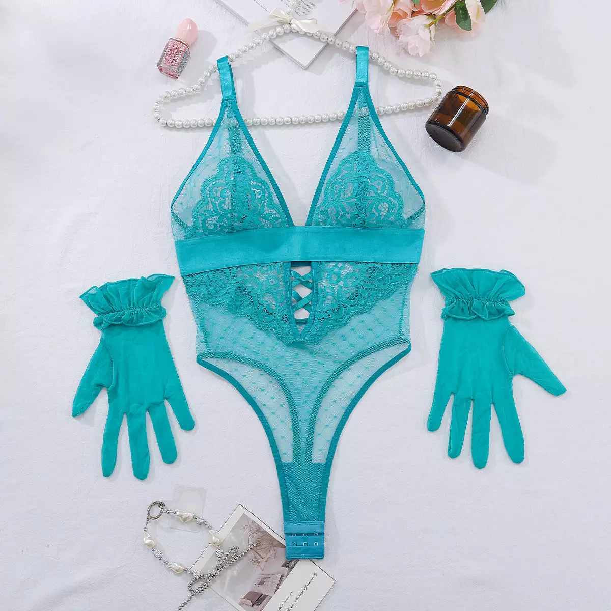 Body koronkowe z delikatnym wzorem Seonaid