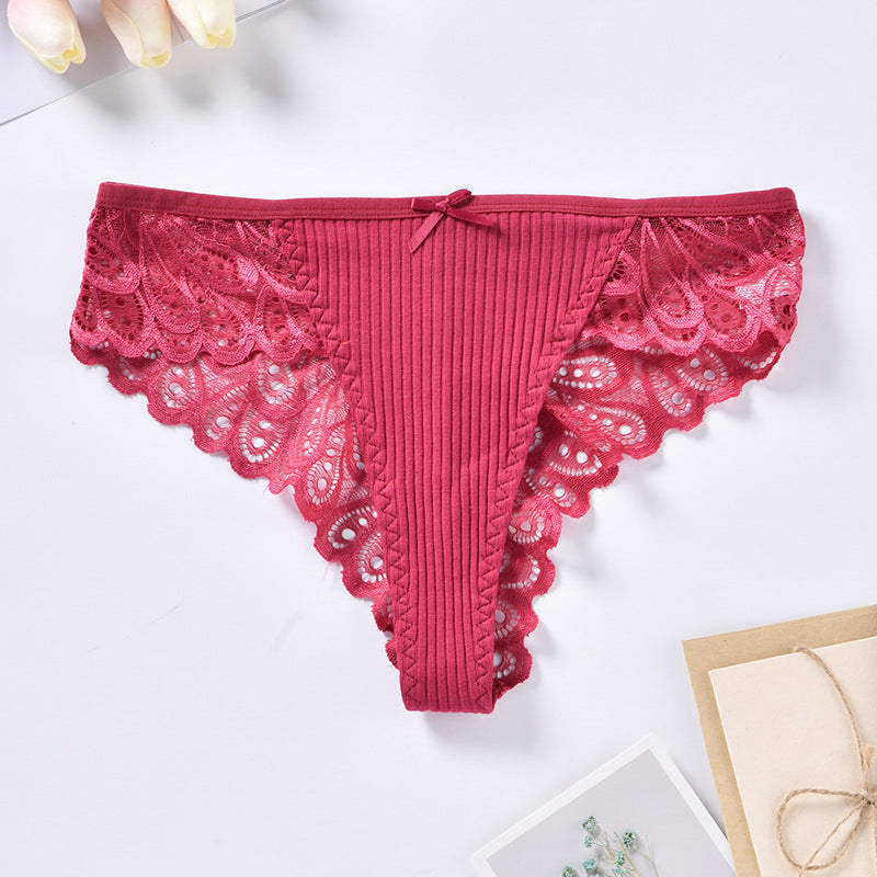 Stringi koronkowe na specjalne okazje Reinie