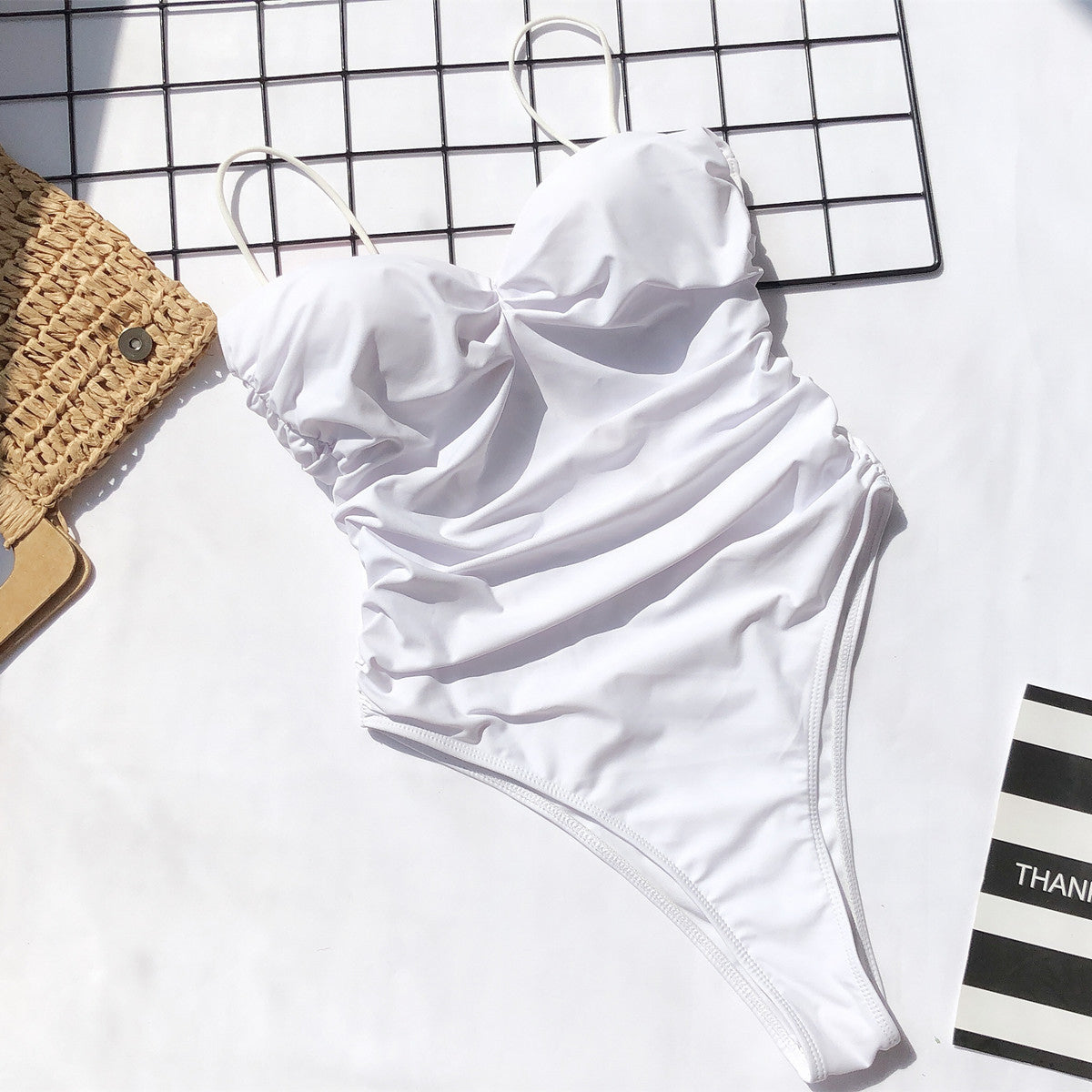 Strój kąpielowy z cienkimi ramiączkami na plażę i basen Tahmina