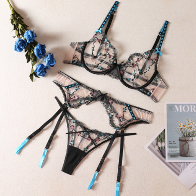 Komplet bielizny z haftem na romantyczne wieczory Vedrana