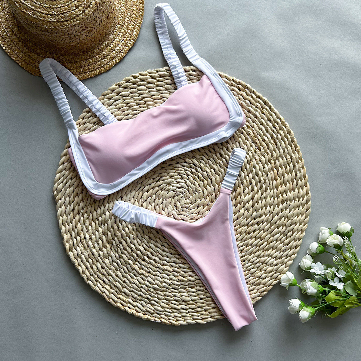 Strój kąpielowy z ozdobną lamówką na plażę Elidia