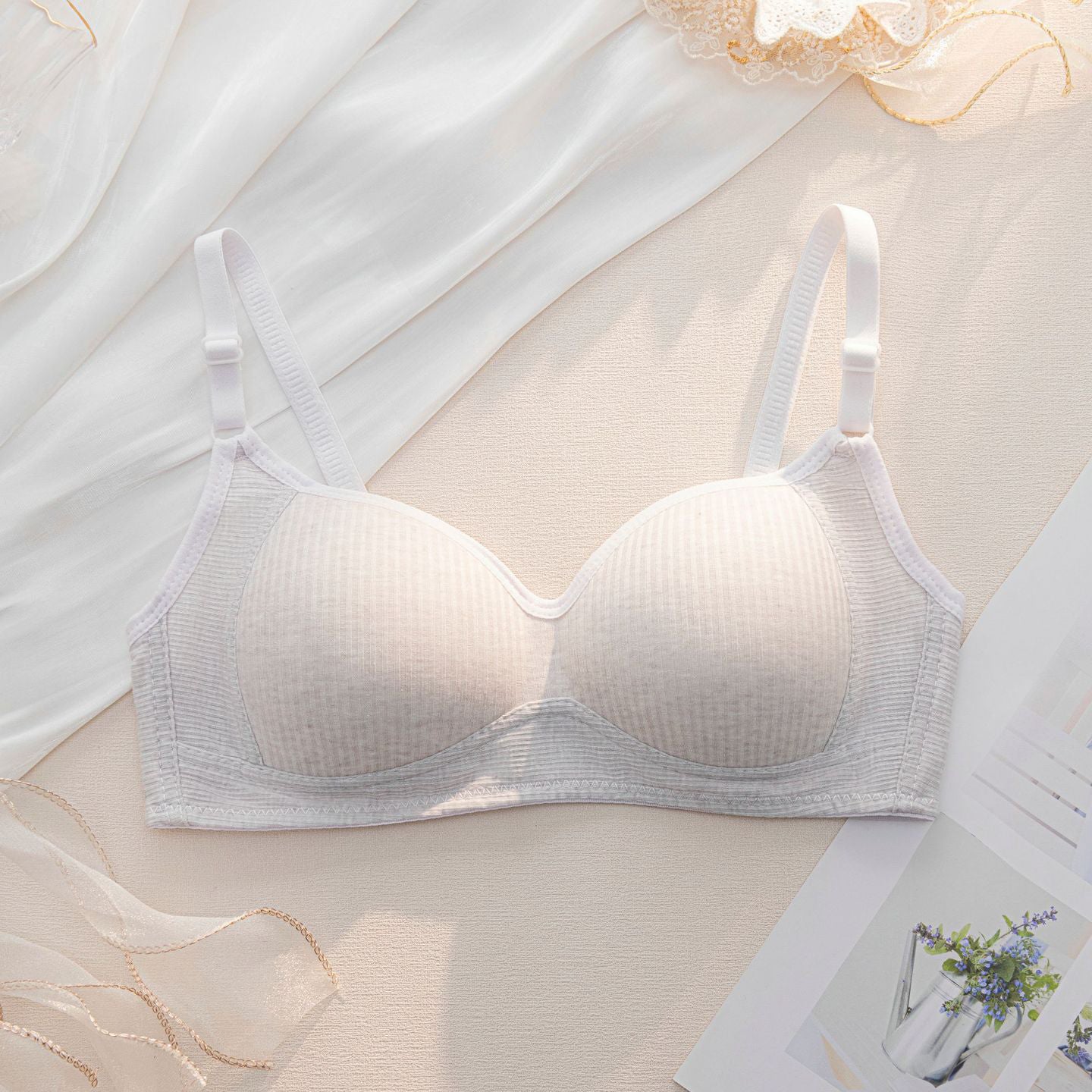 Biustonosz bezszwowy bez fiszbin codzienny elegancki Sibylle