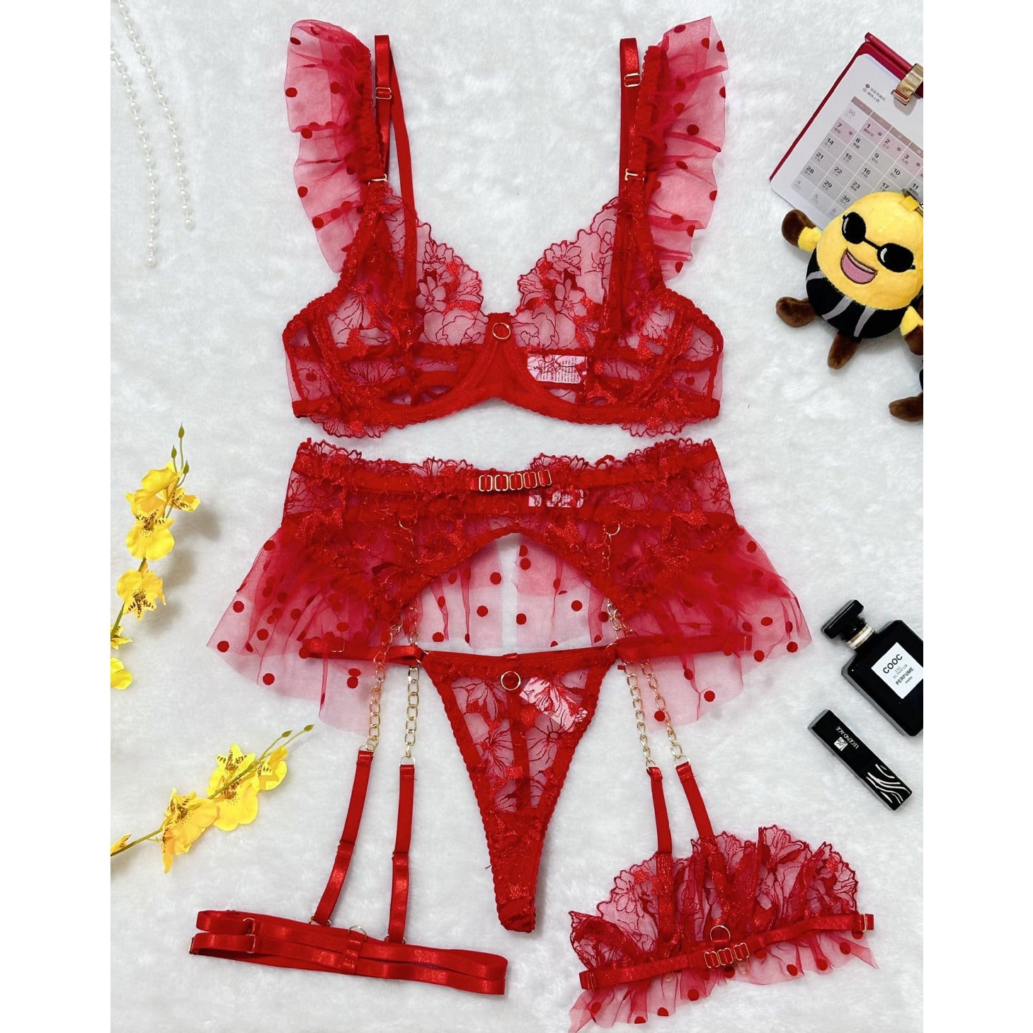 Komplet bielizny z haftem na specjalne okazje Myrilla