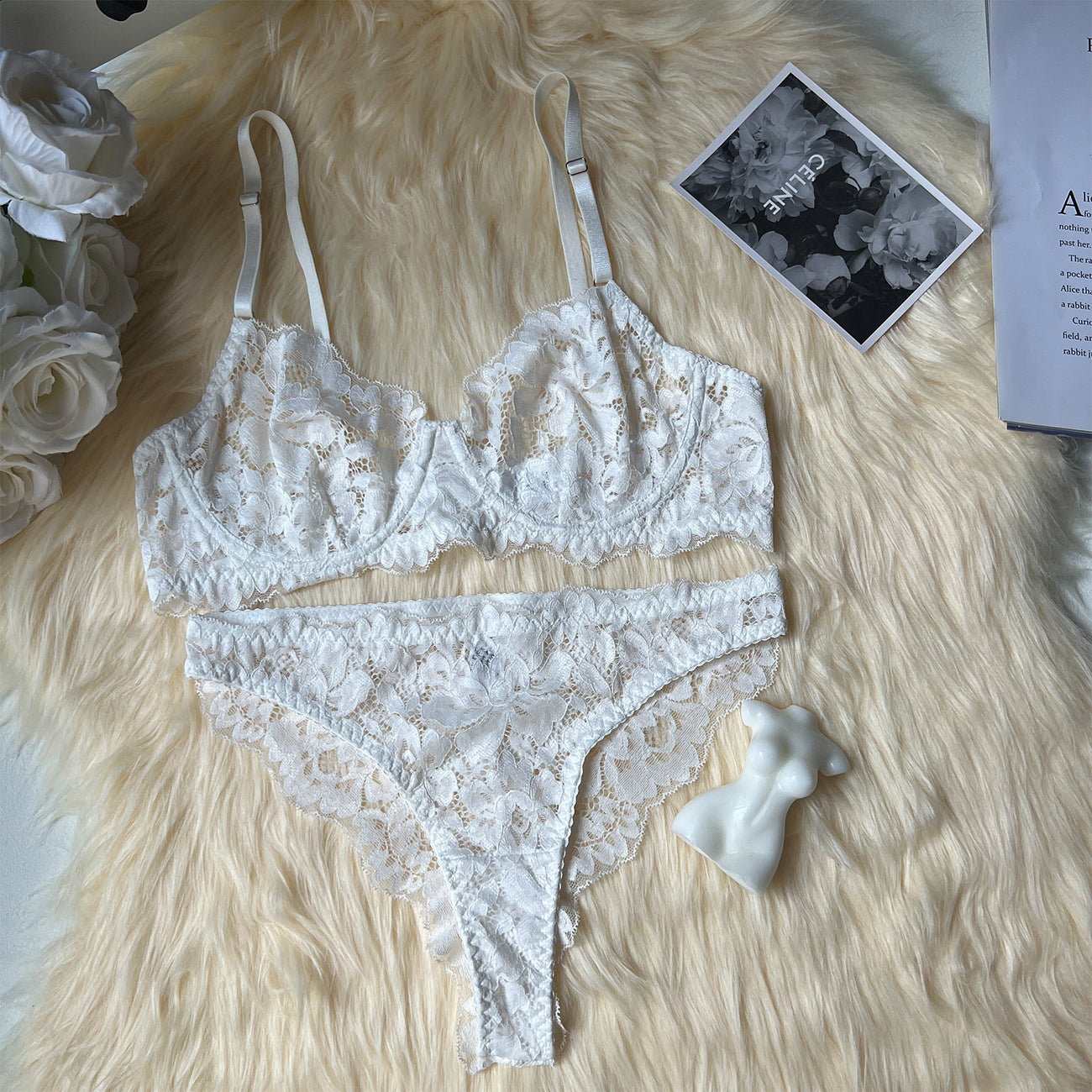 Komplet bielizny koronkowej z regulowanymi ramiączkami Dorota