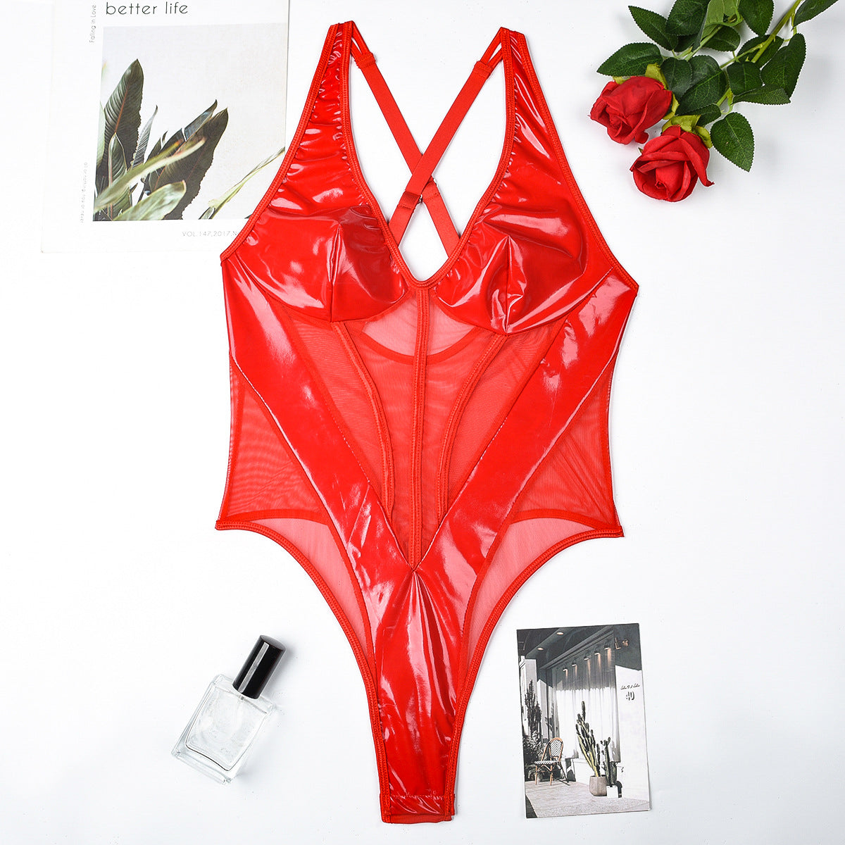 Body z transparentnymi pasami elegancki fason na wieczór Seiko