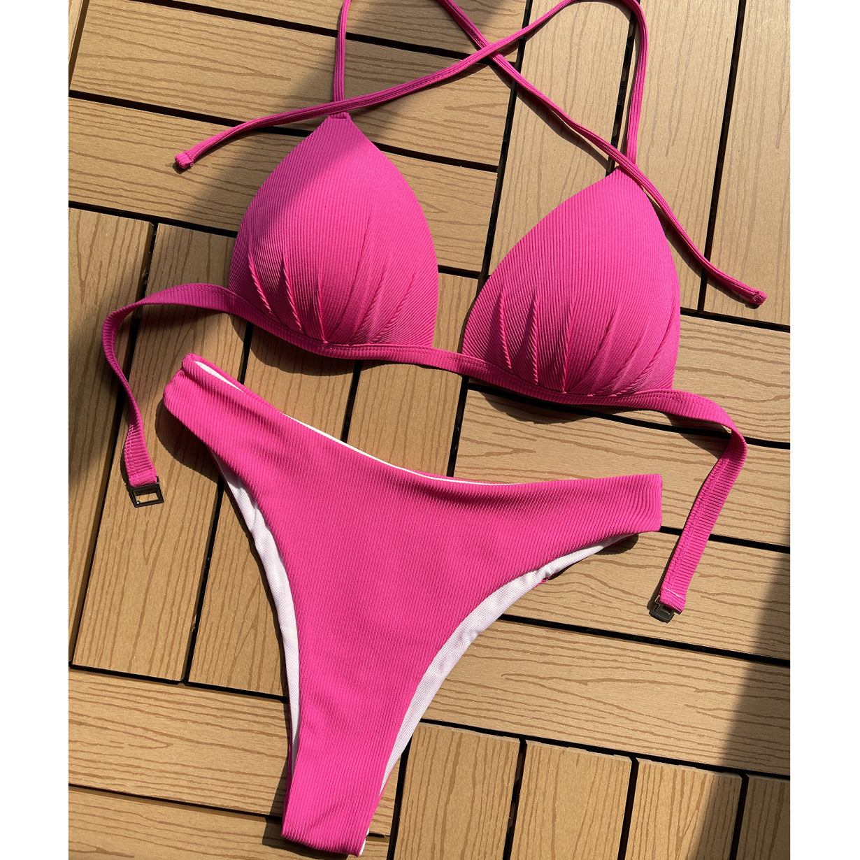 Bikini z figami na plażę i basen Luissa