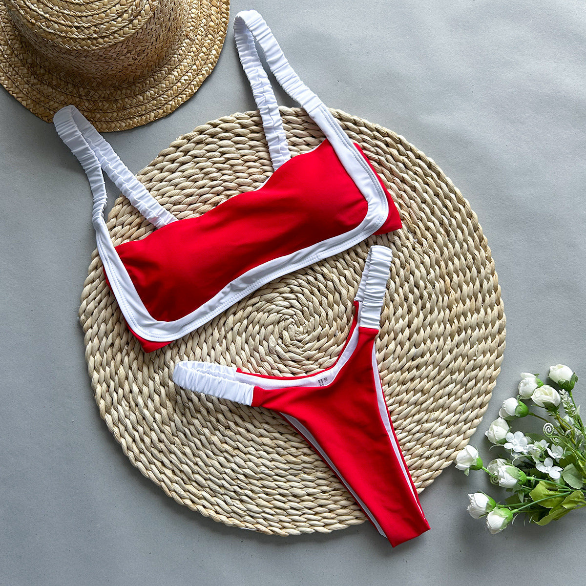 Strój kąpielowy z ozdobną lamówką na plażę Elidia