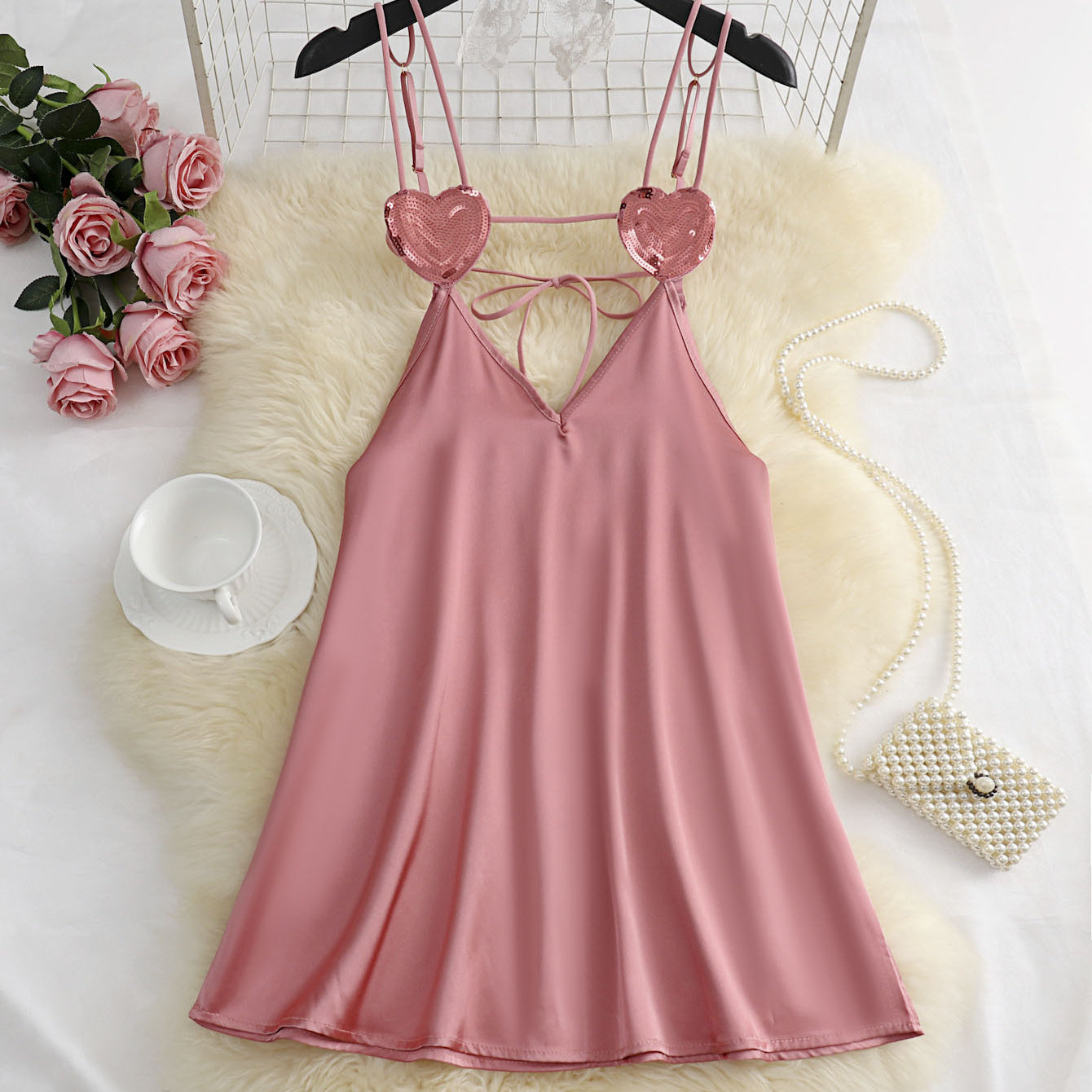 Koszulka nocna z serduszkami i regulowanymi ramiączkami Viorina