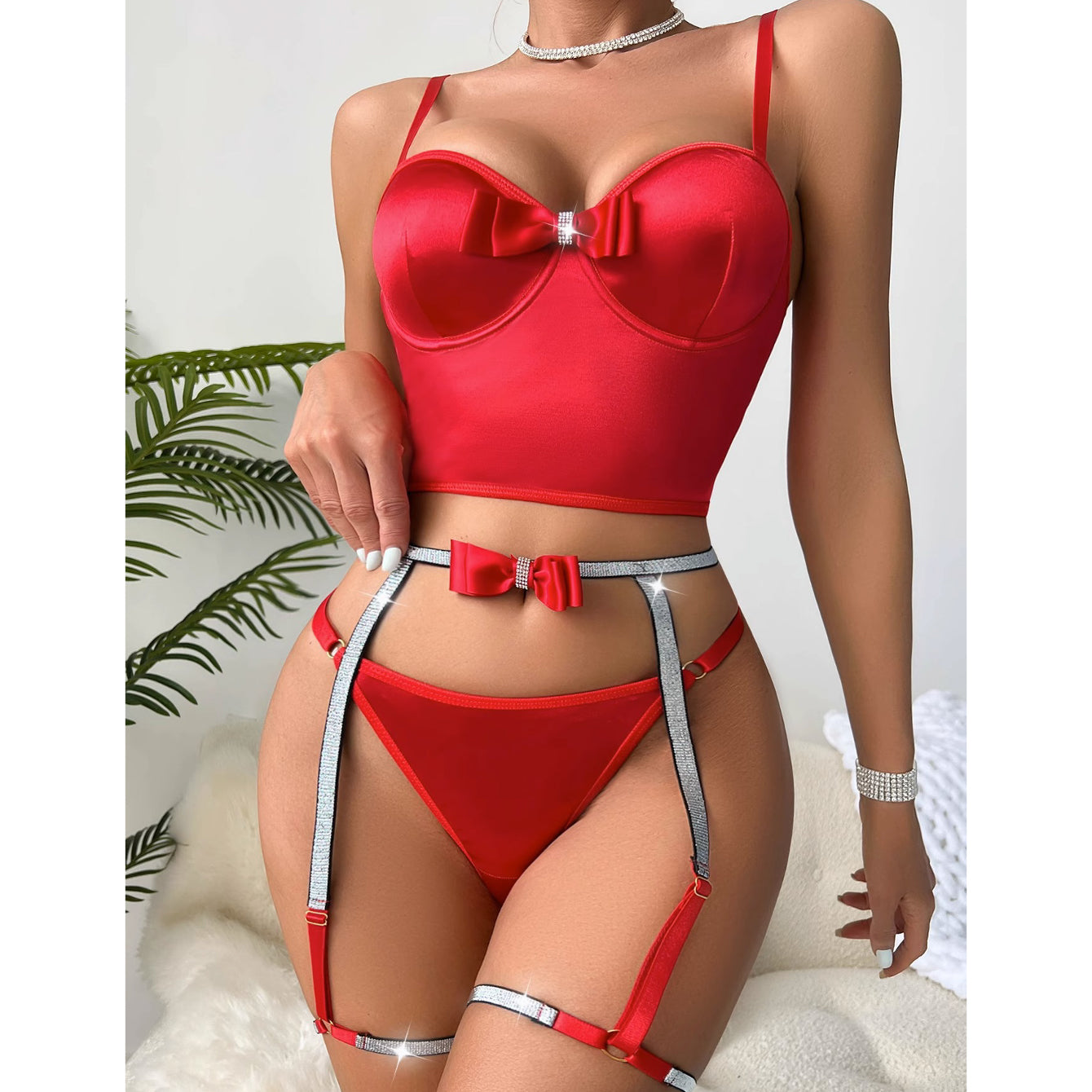 Komplet bielizny z body i pasem do pończoch z kokardą Iside