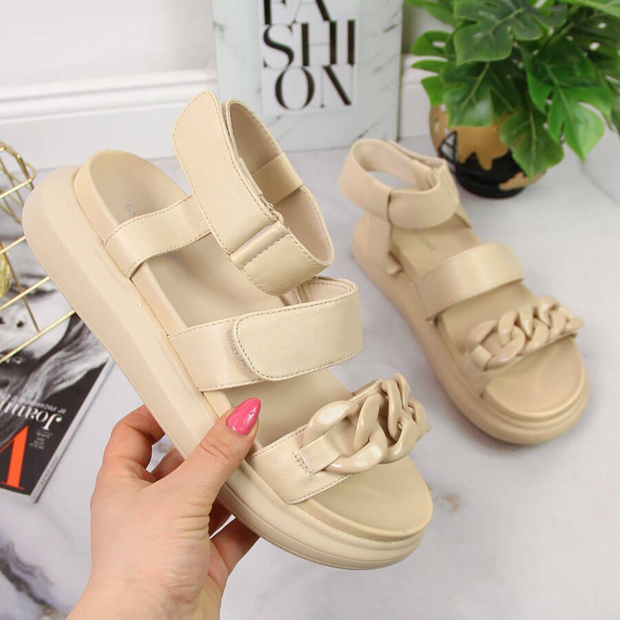 Laura La.Fi Sandały na platformie z łańcuchem beżowe Laura La.Fi 40