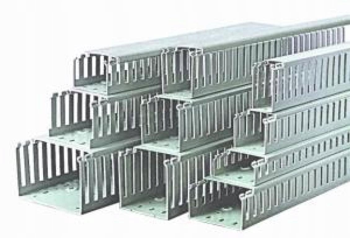 Kanał grzebieniowy, 40x60 (szer/wys), perforacja boczna T (szczelina 4mm), typ B B 40x60 T (2m) 003911038