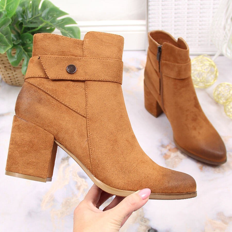 Laura La.Fi Botki damskie zamszowe ocieplane camel Laura La.Fi 40