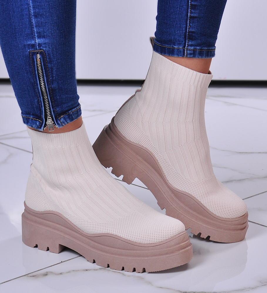 Pantofelek24 Damskie botki na grubej podeszwie Beige/Khaki /C7-3 10781 T790/ 40
