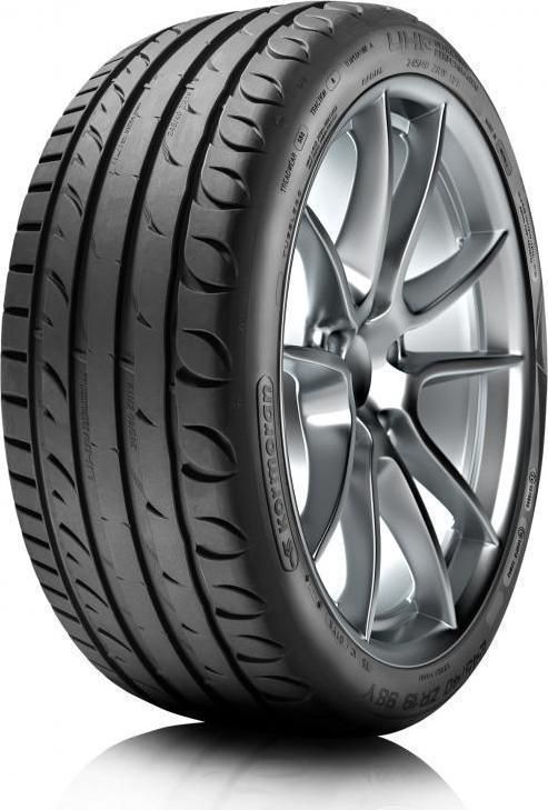 Kormoran ULTRA HIGH PERFORMANCE 225/55 R17 101Y