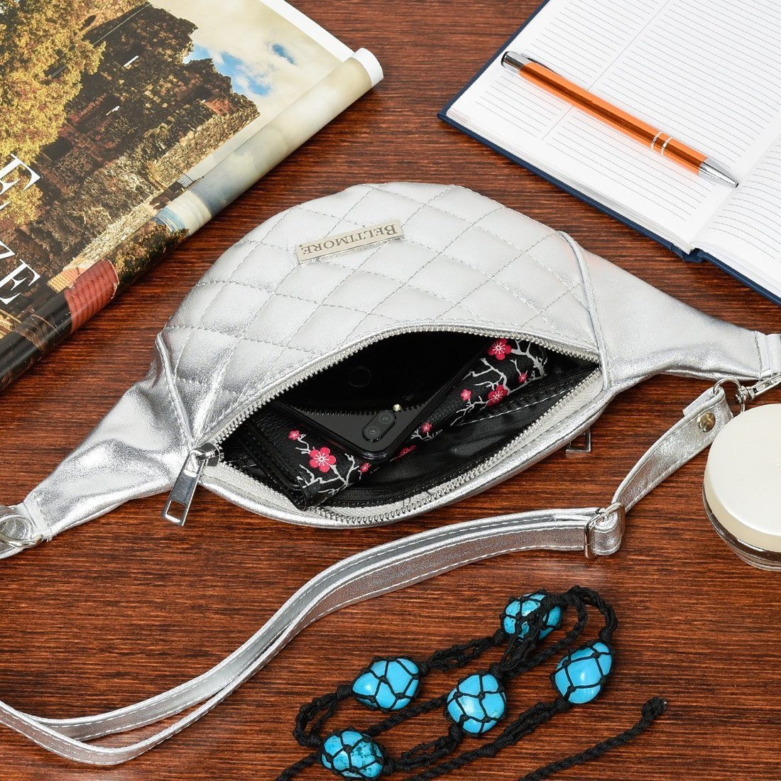 Beltimore Srebrna saszetka nerka pikowana skóra naturalna Beltimore F22 NoSize