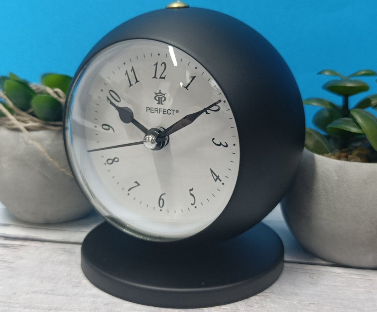 Perfect Budzik BB09011 czarny 9 cm podświetlenie cichy chód