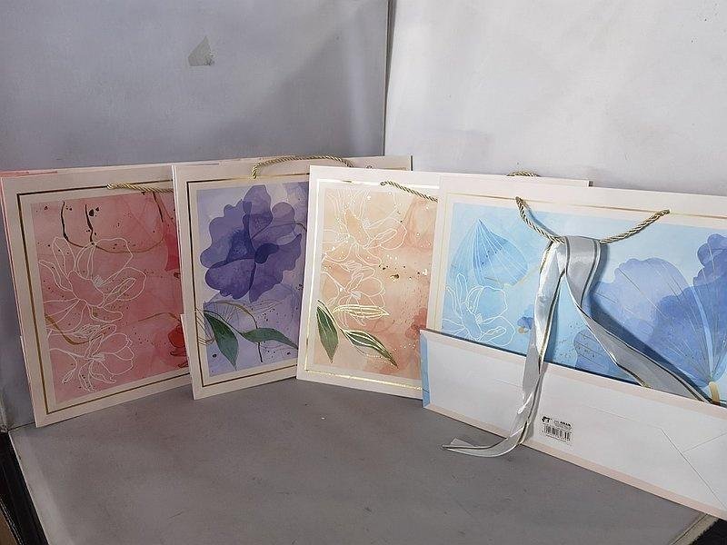 Adar Torebka prezentowa 32x38x12cm MIX