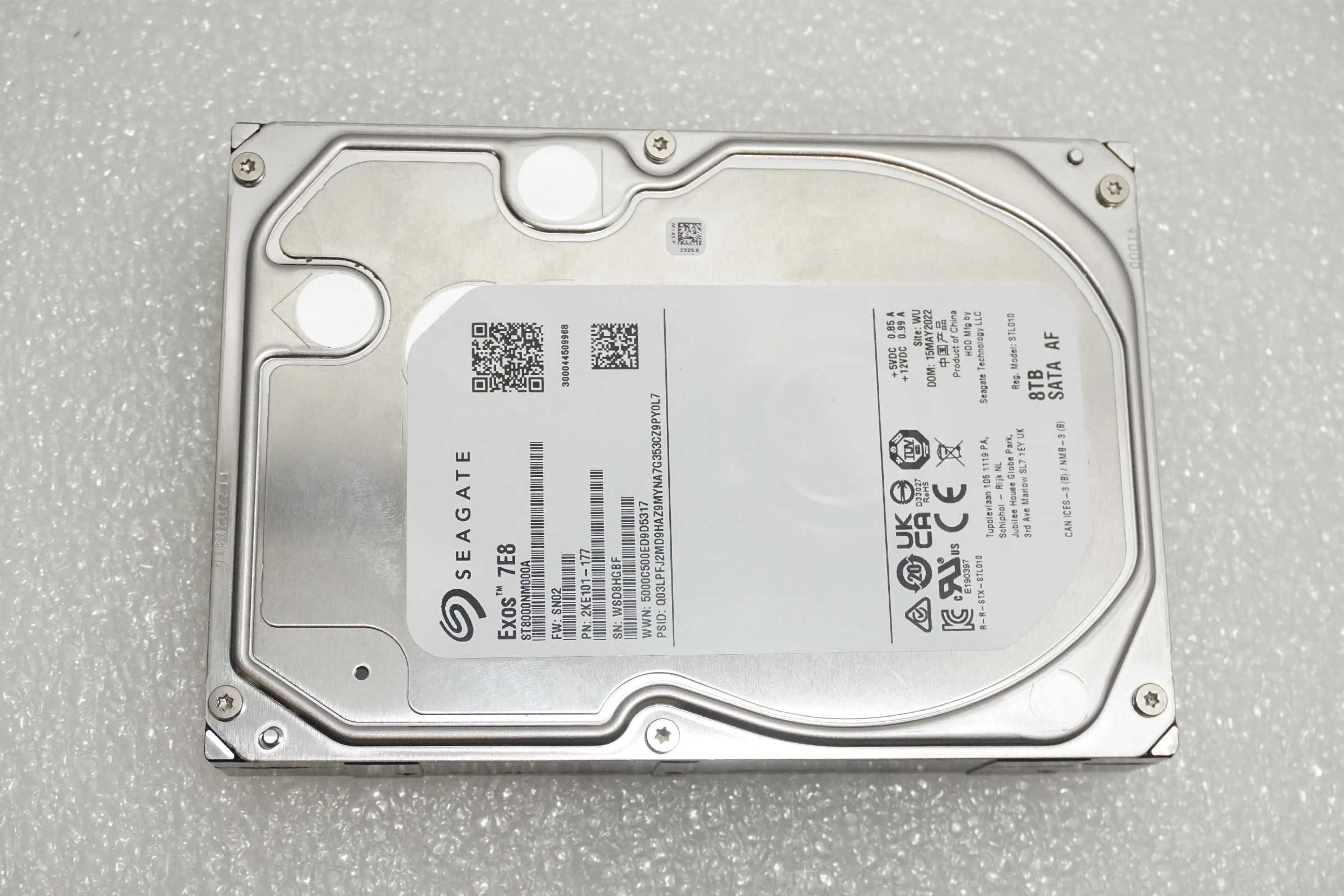 Dysk serwerowy Exos E 7E8 8TB 3.5'' SATA III (6 Gb/s) (ST8000NM000A) [outlet]