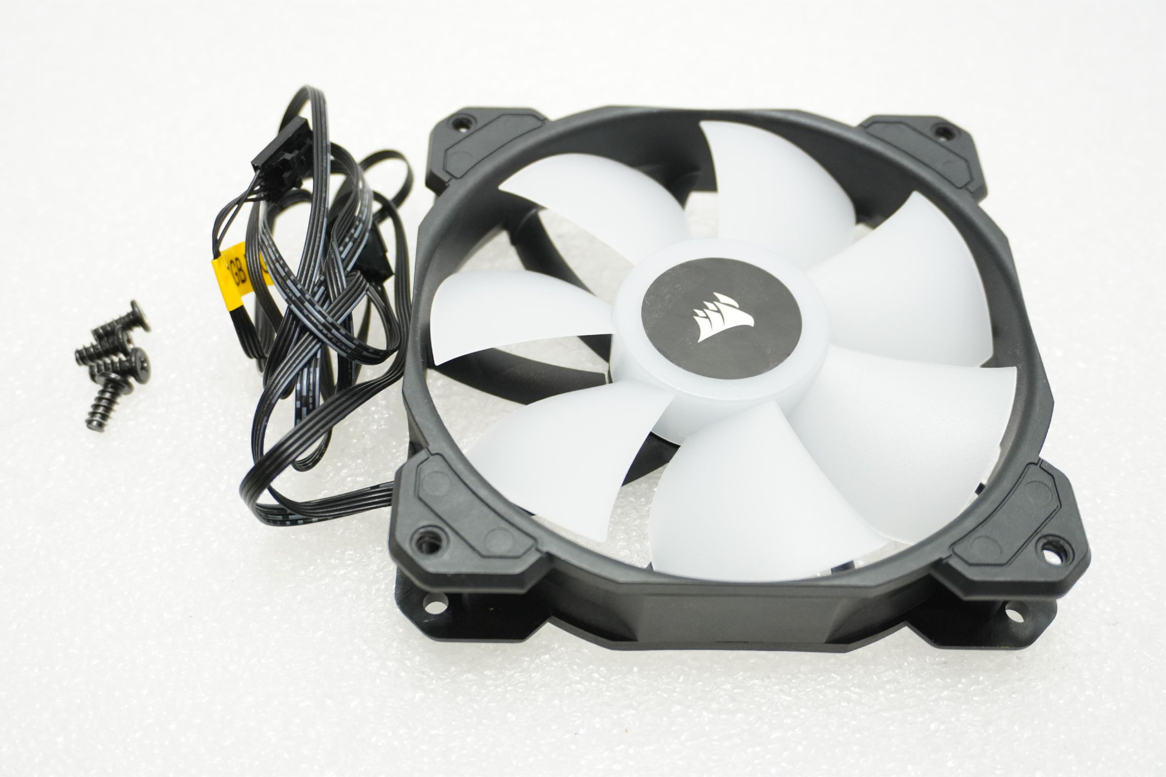 Wentylator Corsair iCUE SP120 RGB ELITE Performance (CO-9050108-WW) [outlet]