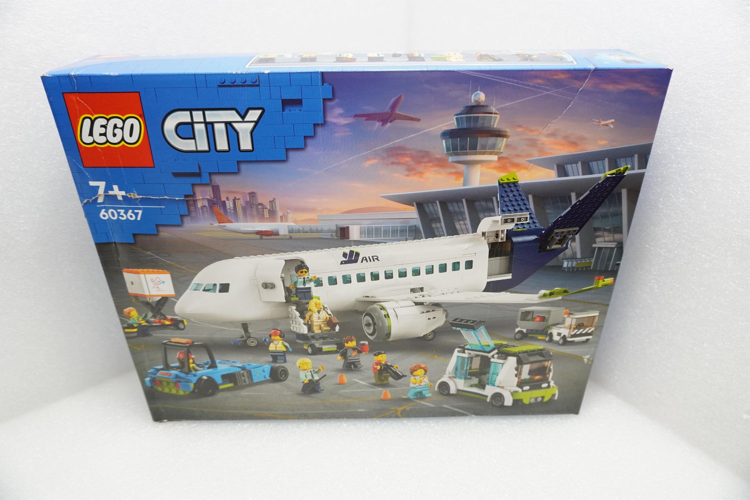 LEGO City Samolot pasażerski (60367) [outlet]