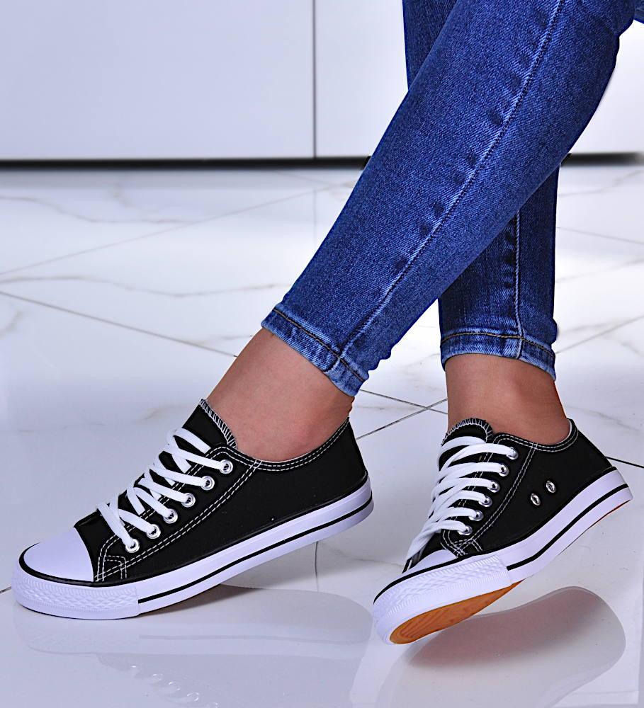 Pantofelek24 Trampki tekstylne sznurowane Czarne /F4-2 10507 S292/ 39