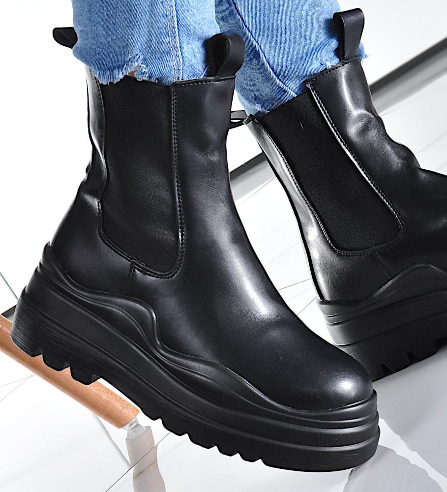 Pantofelek24 Botki damskie buty na jesień Czarne /G8-2 9620 S987/ 38