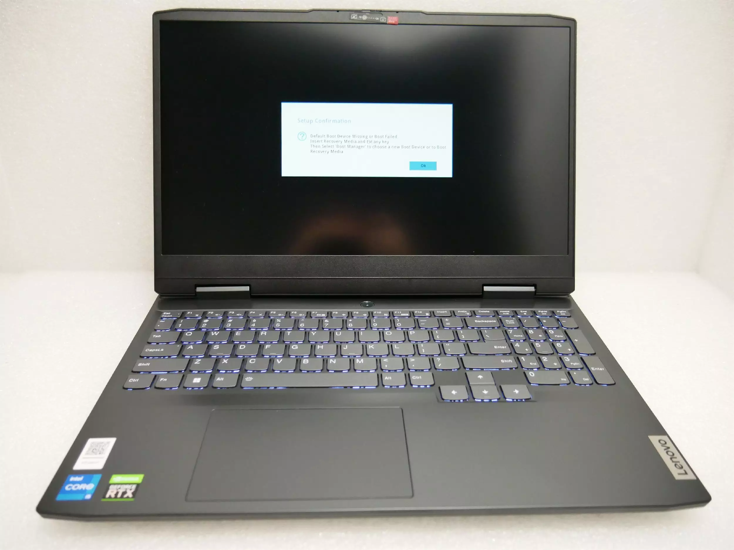 Laptop Lenovo IdeaPad Gaming 3 15IAH7 (82S900JKPB) [outlet]