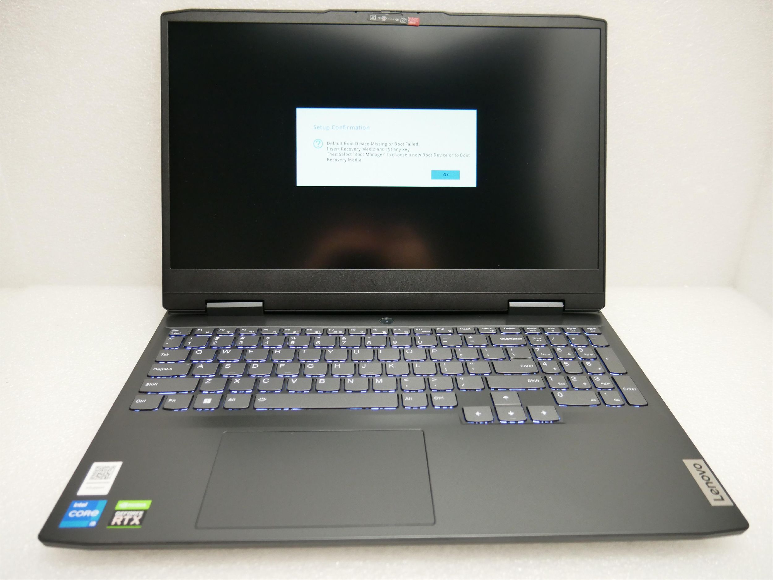 Laptop Lenovo IdeaPad Gaming 3 15IAH7 (82S900JKPB) [outlet]