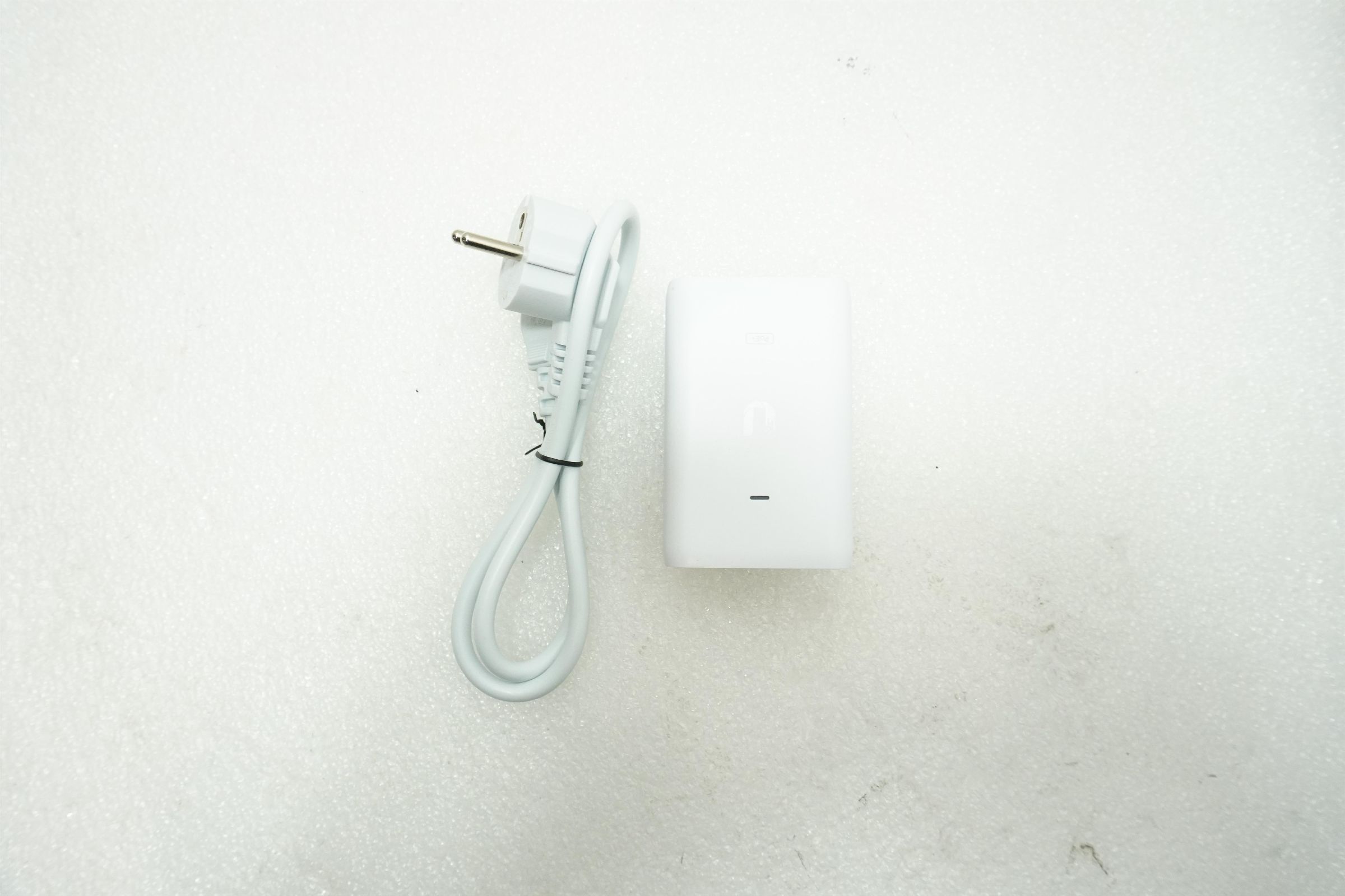 Ubiquiti PoE Injector (U-POE-AT) [outlet]