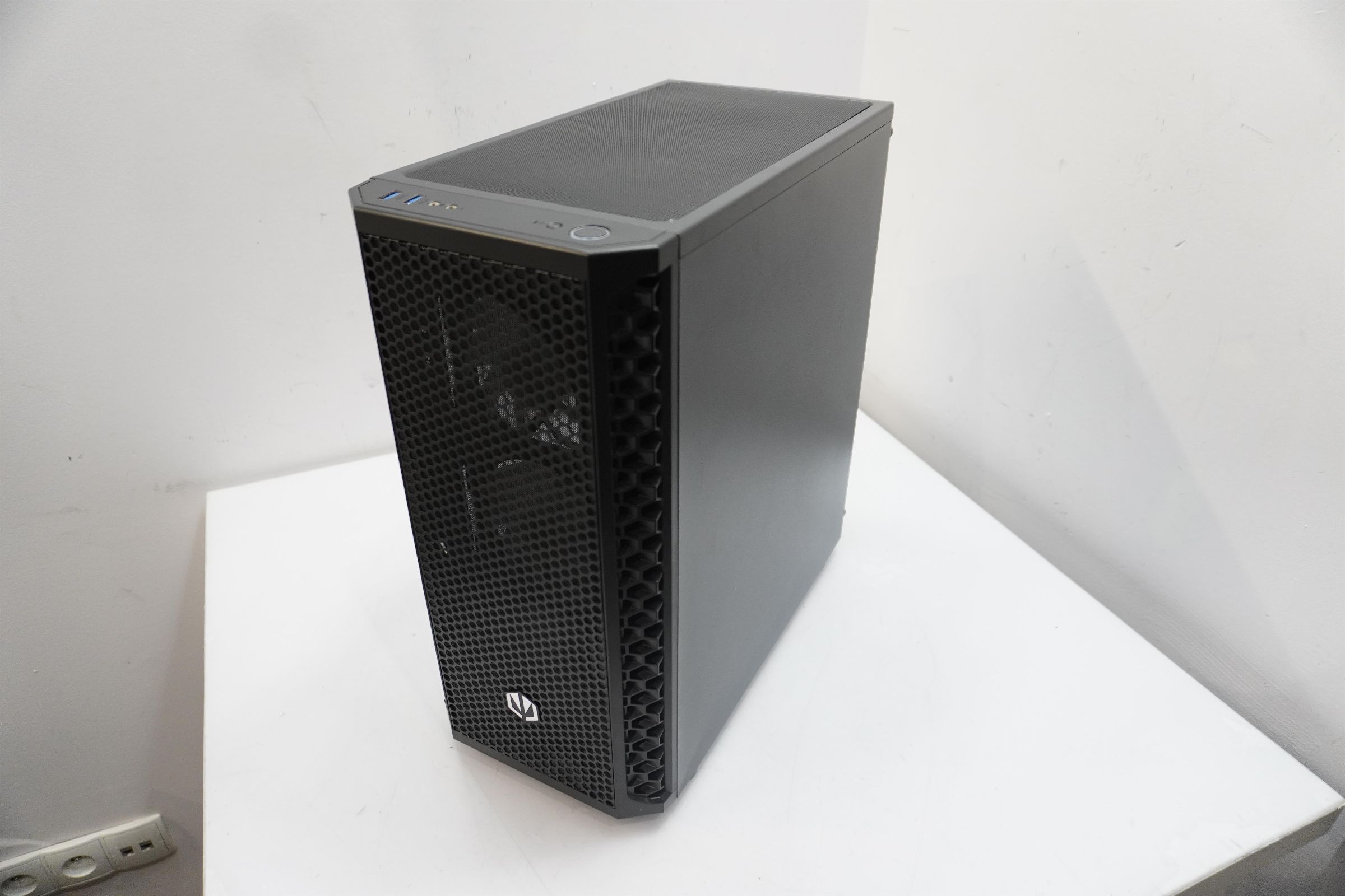 Obudowa Endorfy Signum 300 ARGB (EY2A006) [outlet]