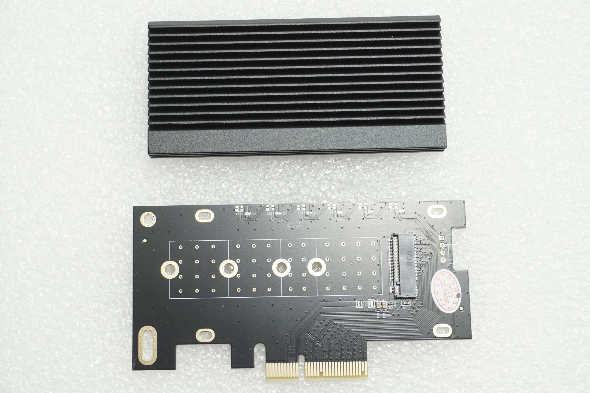 Kontroler PCIe 4.0 x4 - M.2 PCIe NVMe (IB-PCI208-HS) [outlet]