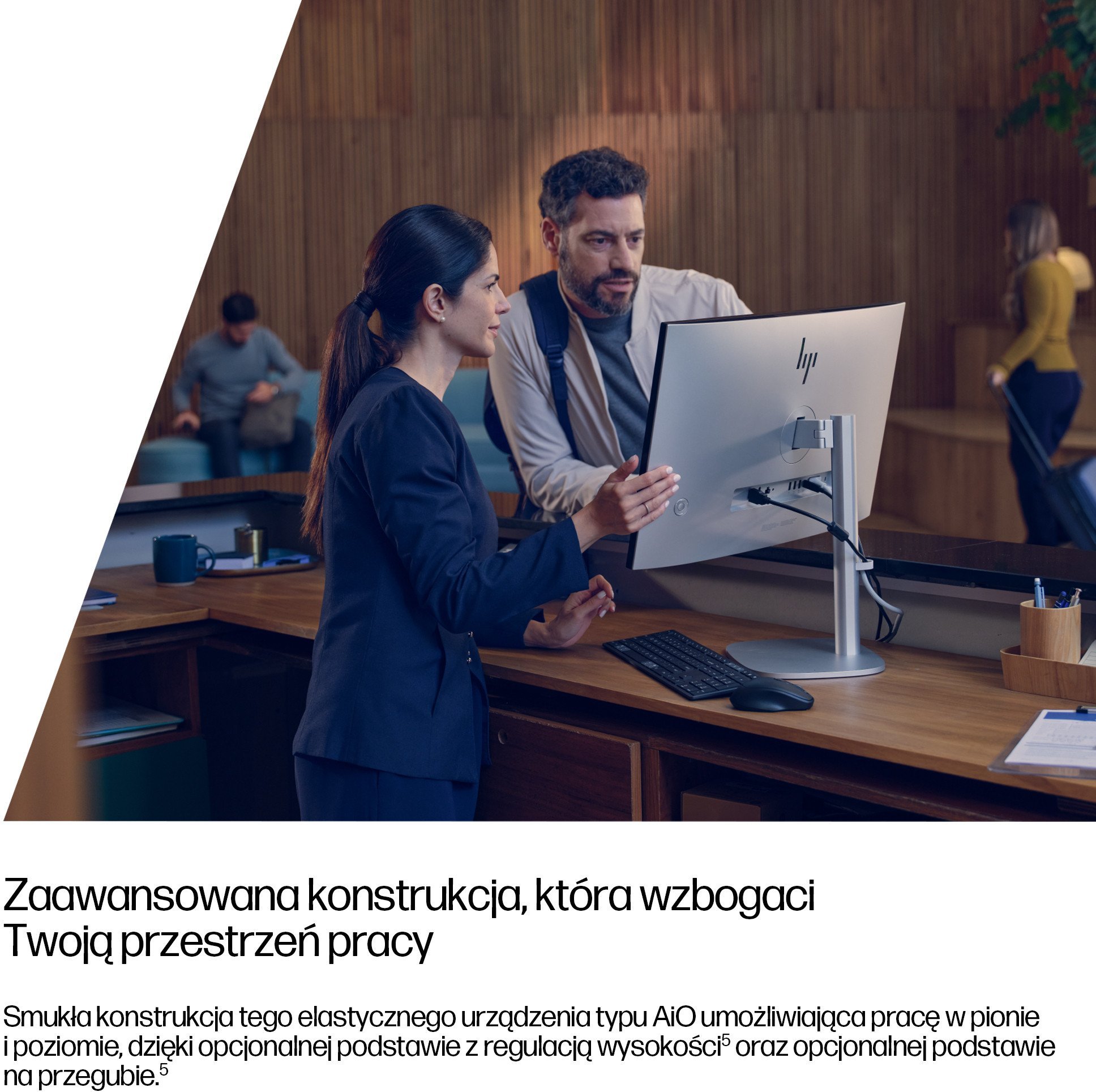 HP EliteStudio 8 All-in-One G1i 23.8 inch Desktop AI PC