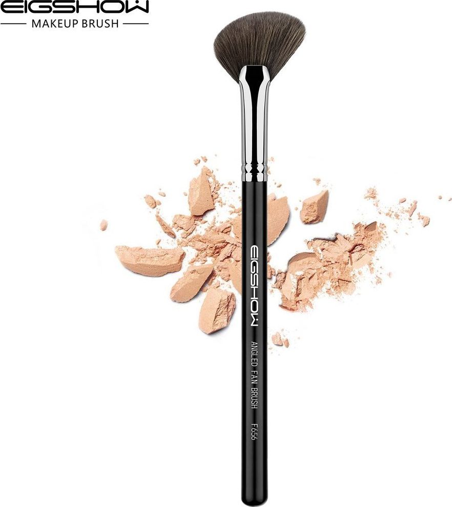Eigshow Beauty Kątowy pędzel wachlarzowy