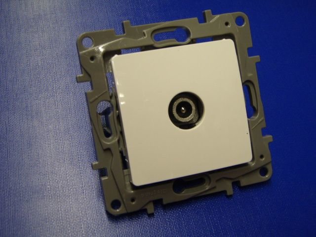 Legrand Gniazdo TV końcowe 5dB kolor biały Niloe Eco - 664555