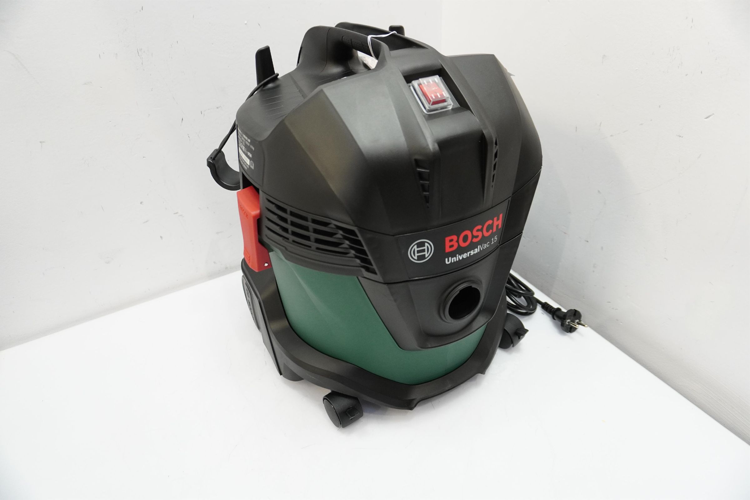 Odkurzacz przemysłowy Bosch Universal Vac 15 (06033D1100) [outlet]