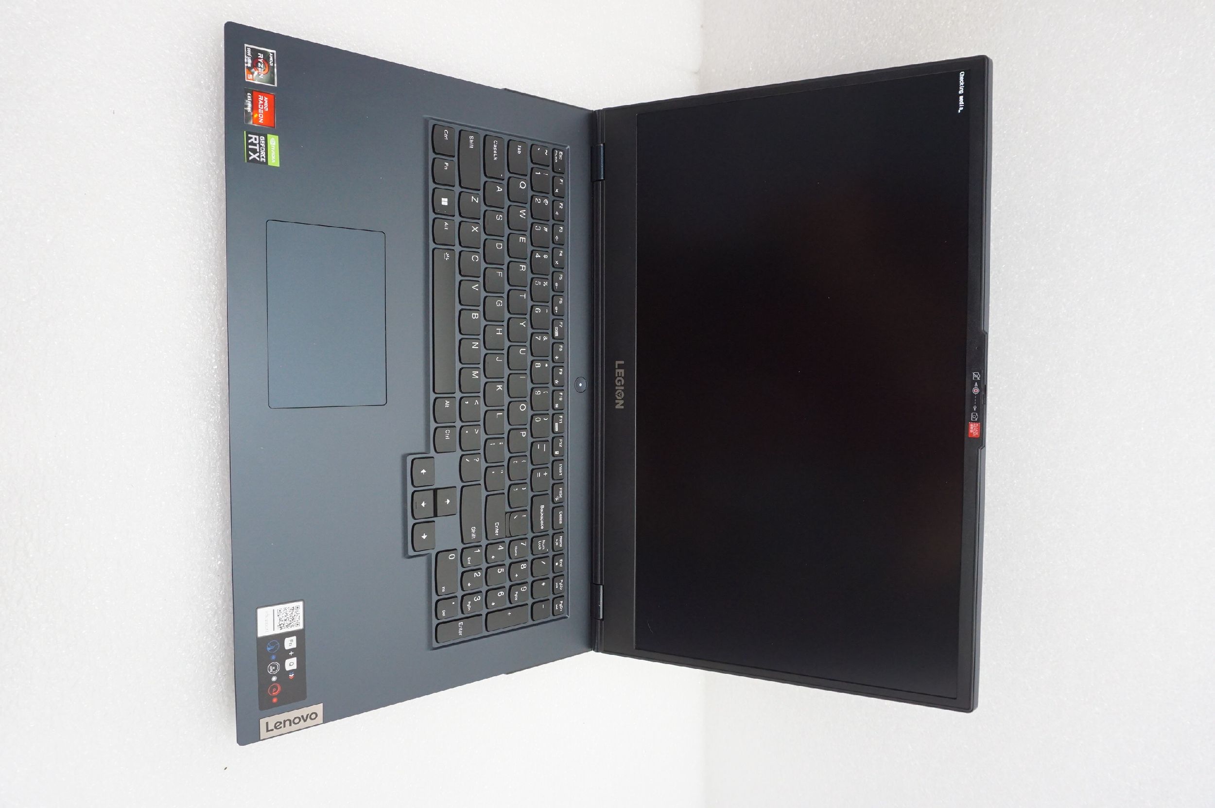 Laptop Lenovo Legion 5 17ACH6 (82K0002TPB) [outlet]
