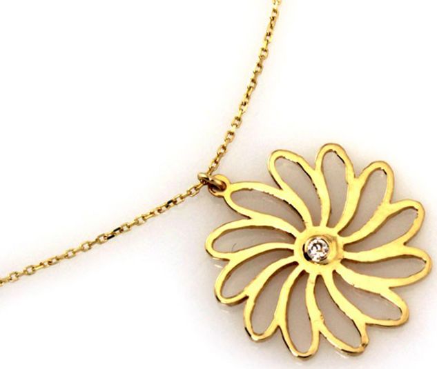 Lovrin Złoty naszyjnik 585 ażurowy kwiat cyrkonia 1,44 g